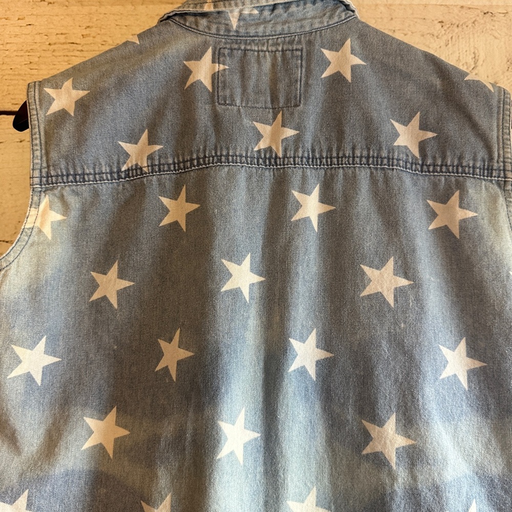 EXPRESS Star Patterned Distressed Denim Sleeveless Top Size Medium - Picture 5 of 10